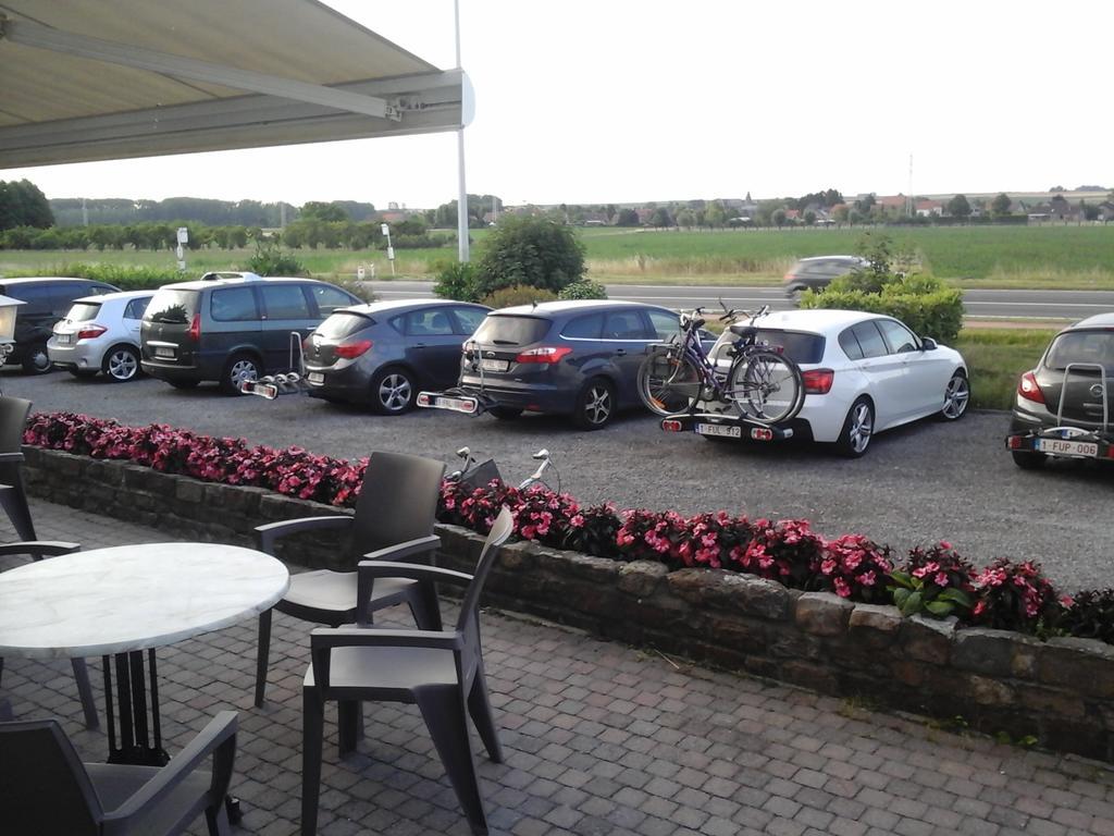 Linter Arconaty Hotel מראה חיצוני תמונה