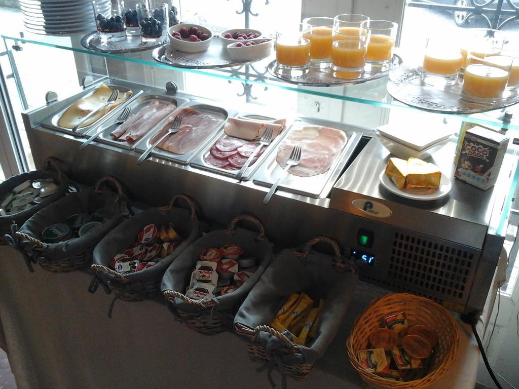 Linter Arconaty Hotel מראה חיצוני תמונה