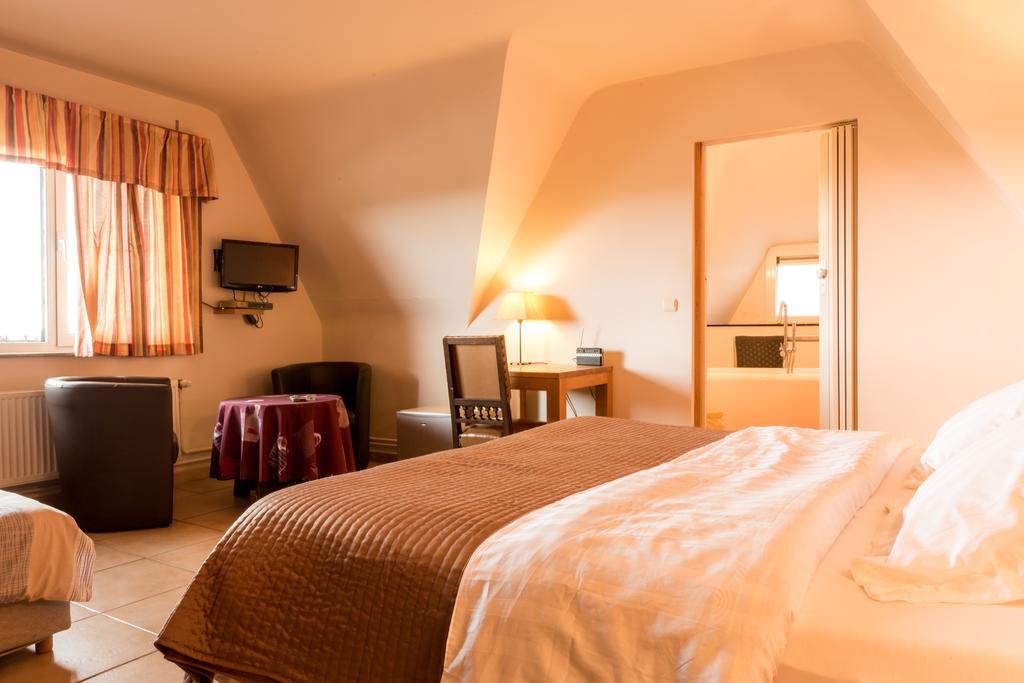 Linter Arconaty Hotel מראה חיצוני תמונה